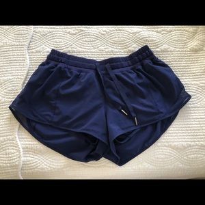 Lululemon Hotty hot short 2.5”